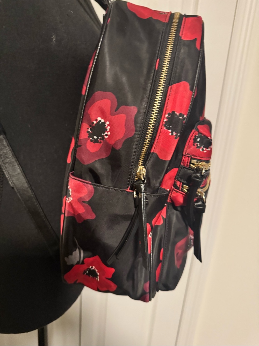 kate spade Wilson poppy Backpack with Red Floral Print - Picture 4 of 12